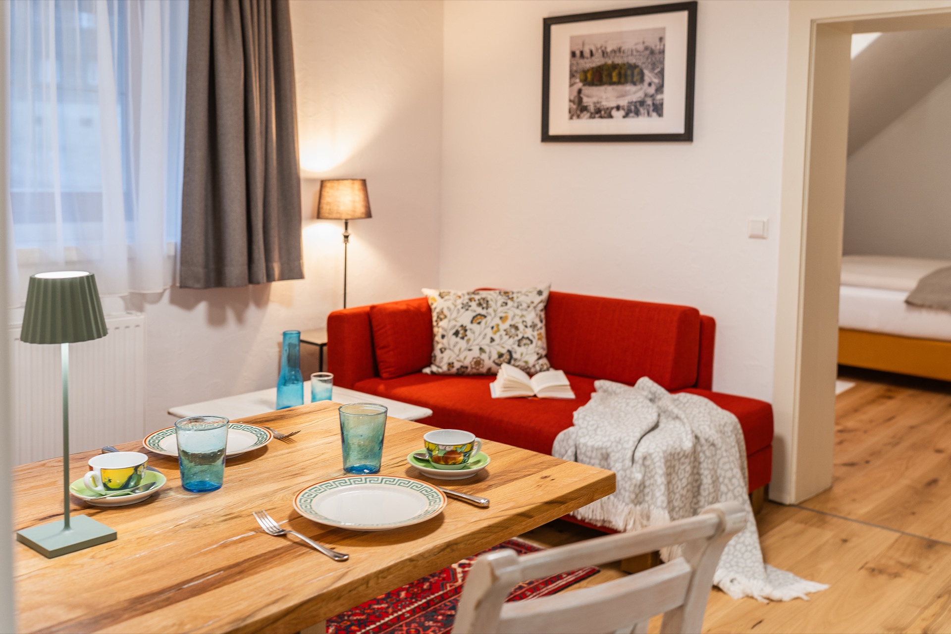 Landhaus Prägant Nr.18 — Esstisch Detail – Appartement Nr.18 Landhaus Prägant Bad Kleinkirchheim, professionelle Ferienwohnung Fotografie Kärnten